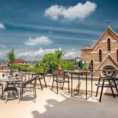 Diuma Hotel Тбілісі Екстер'єр фото