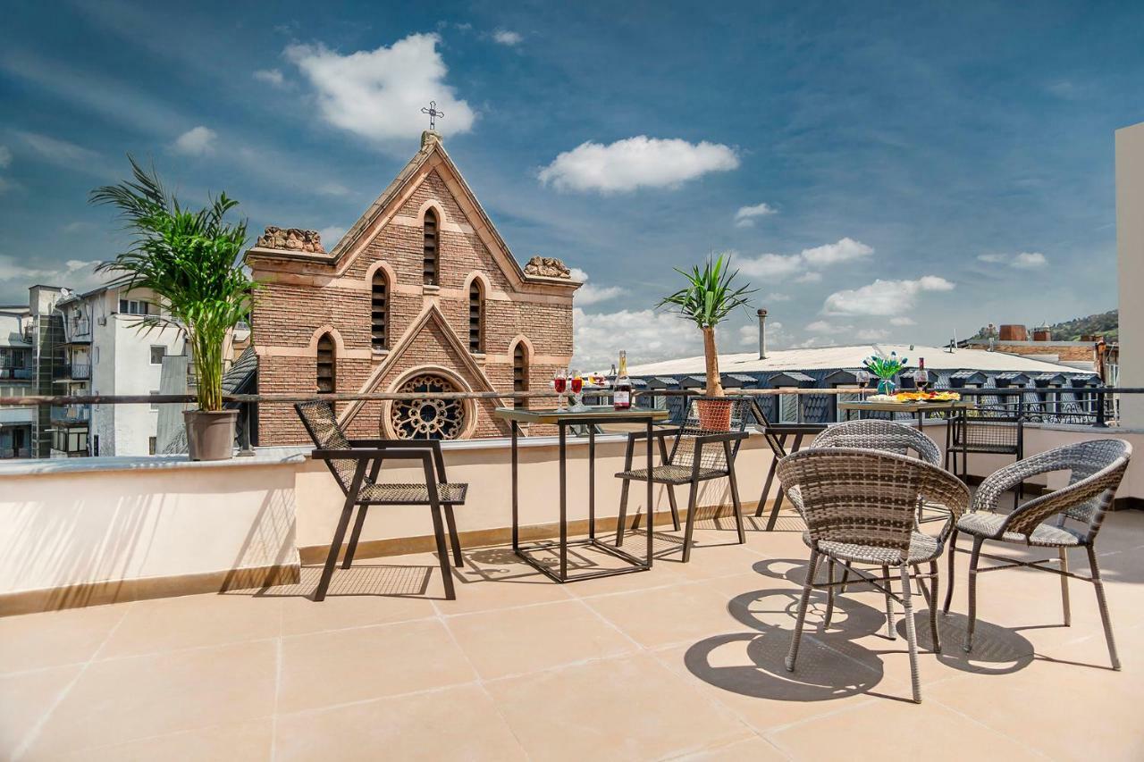 Diuma Hotel Тбілісі Екстер'єр фото